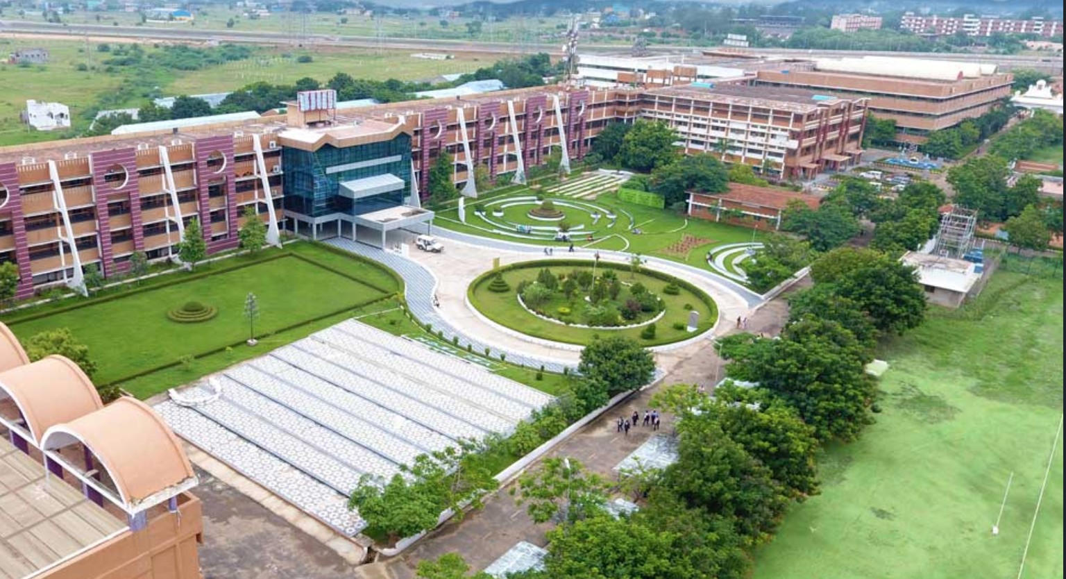 vel_tech_technical_university_cover